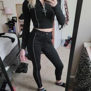 Medium black fashion nova active set